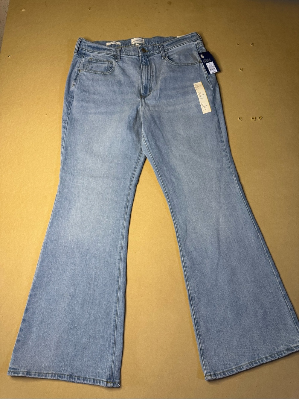 Universal Thread Light Wash Flared Wide Leg Jeans